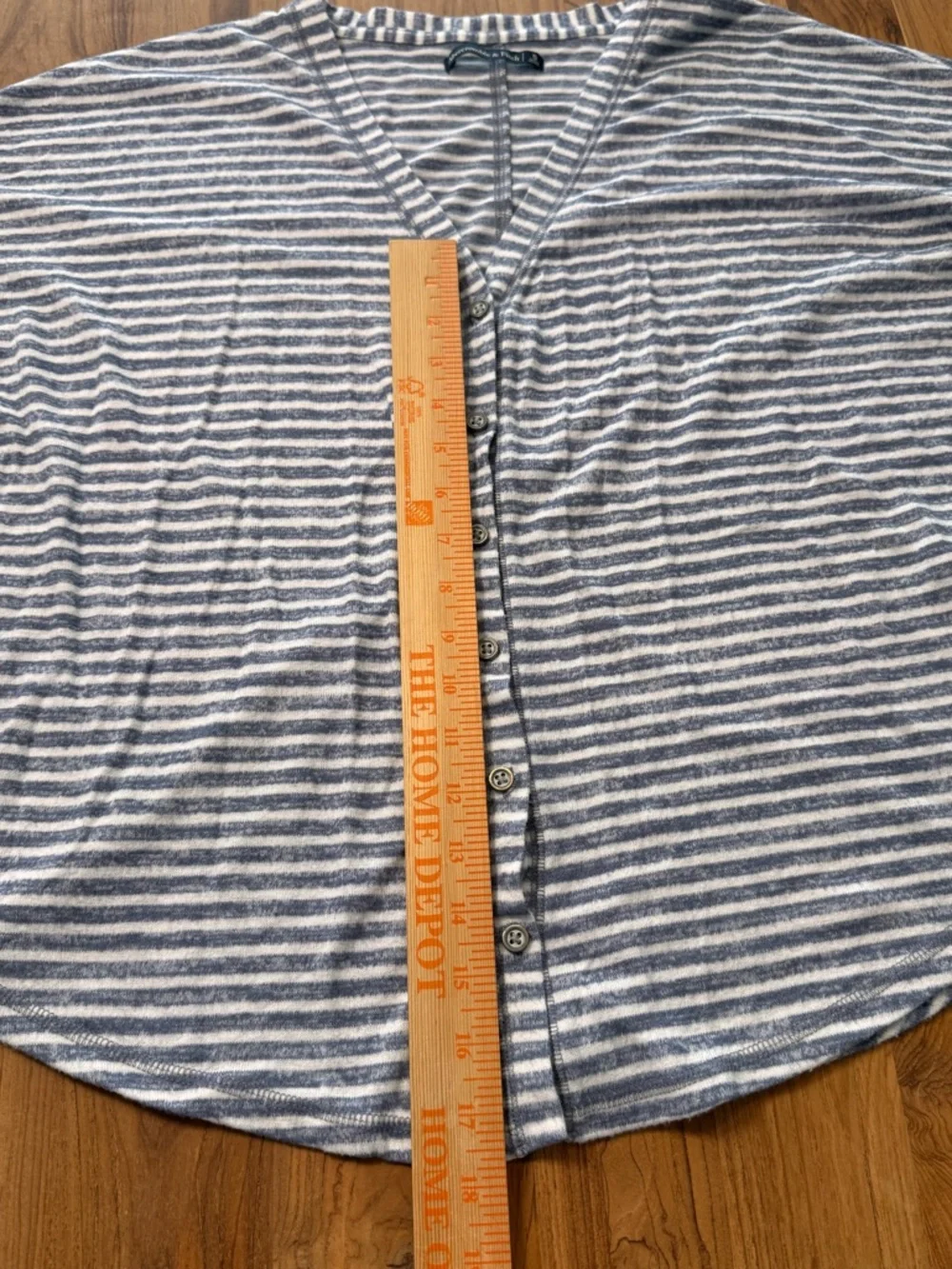 Abercrombie & Fitch Cardigan Sweater Women’s Small Striped
